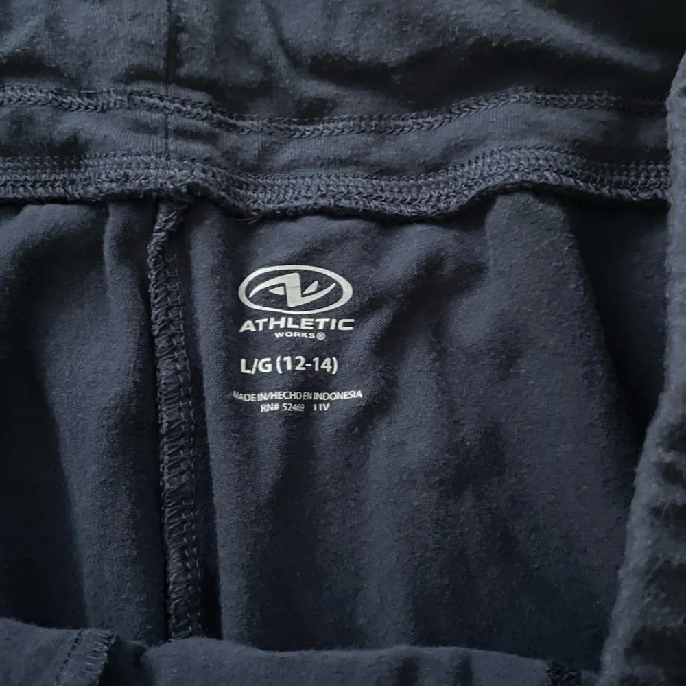 FOUR PACK women’s athleisure - Picture 10 of 13